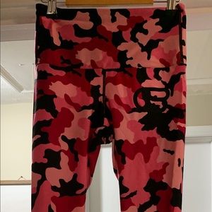 Cyclebar pink camo leggings never worn